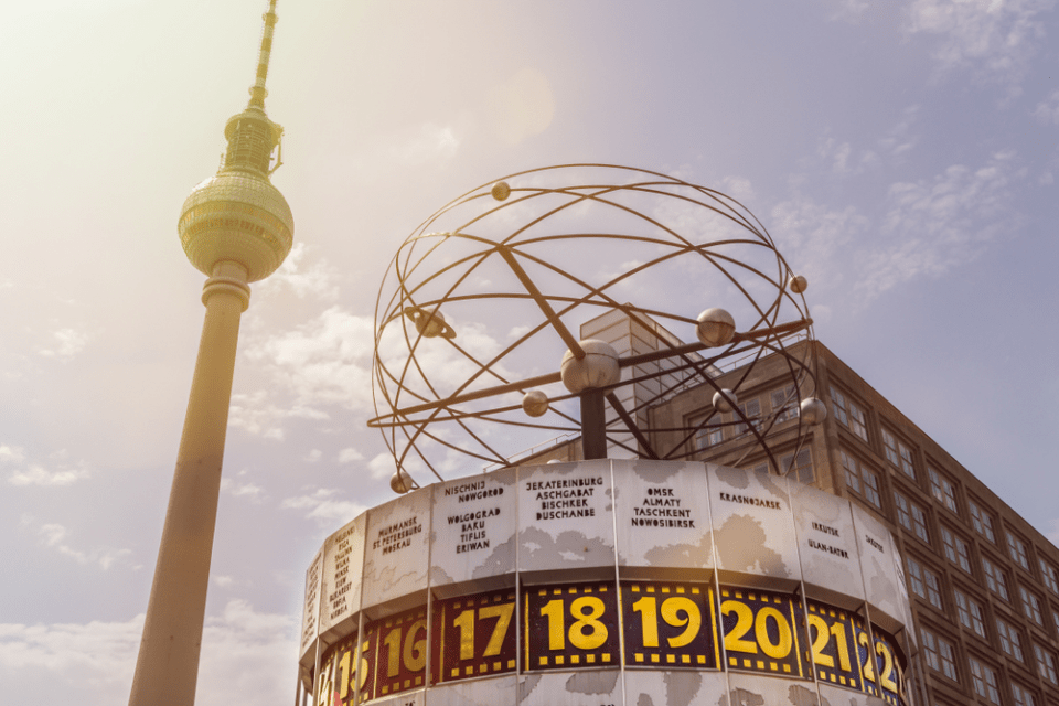 Alexanderplatz y Fernsehturm